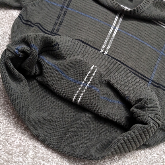 Dockers 100% cotton grey plaid crewneck pullover sweater (flawed) - Picture 9 of 14